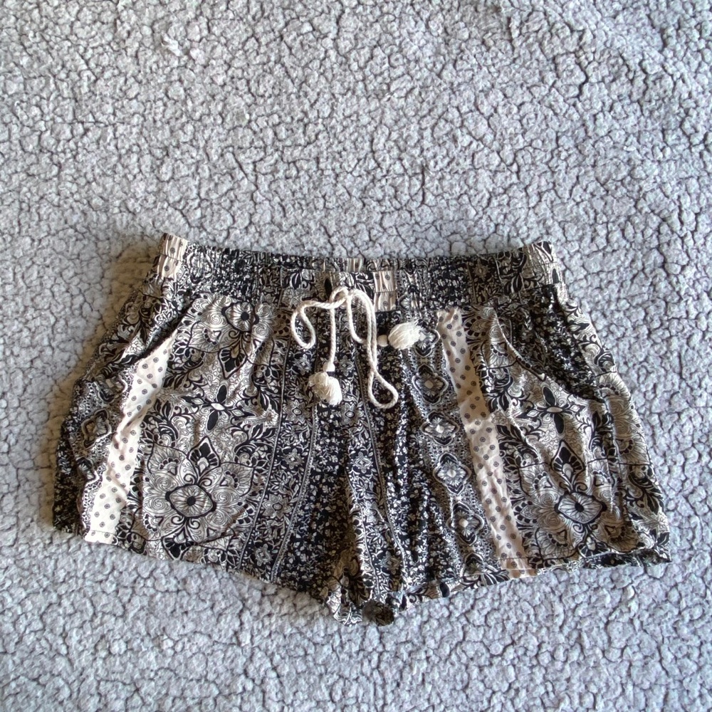 Shorts with pockets!